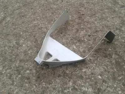 Triangle de carénage yamaha 1000 fzr 1991 - photo 3