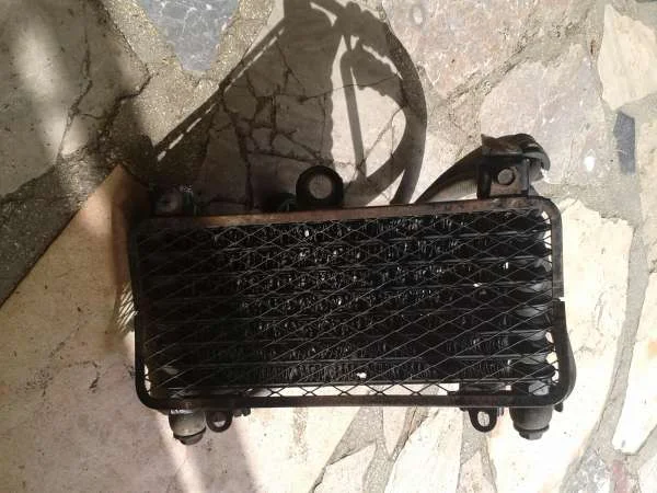 Radiateur huile kawasaki 1100 zzr 1991 - Équipements Moto - Nancy (54000)