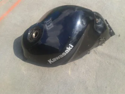 Réservoir kawasaki 1100 zzr 1992 - photo 2