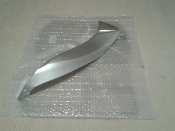 Demi carénage gauche suzuki 1000 gsxr k12 2012 - Équipements Moto - Compiègne (60200)