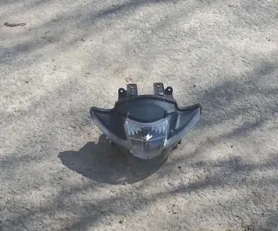 Phare suzuki 125 gsxs 2026 - Équipements Moto - Verberie (60410)