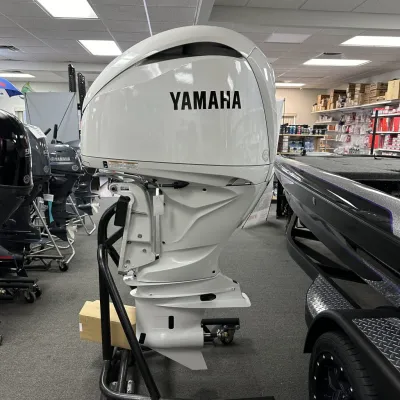 Moteur hors-bord Yamaha F300XCB2 2024 Bloc Seul - photo 2