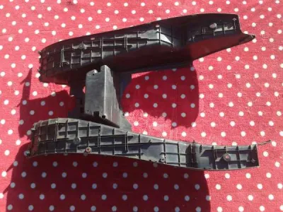 Base de repose pieds scooter mbk 125 skiliner 2004 - photo 4