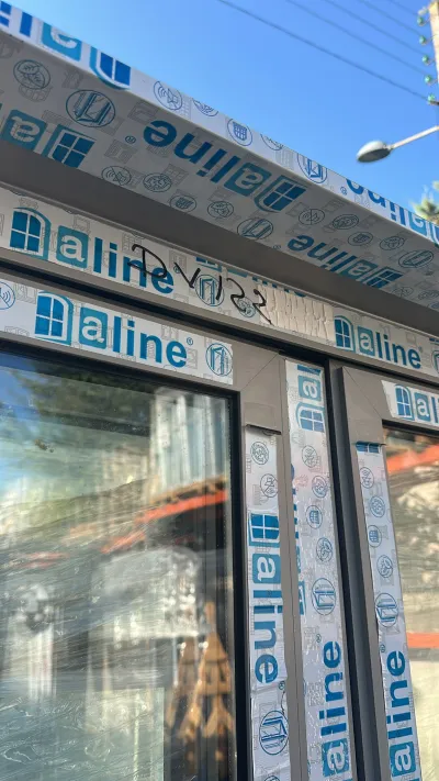 Fenêtre deux vantaux en alu champagne - photo 2