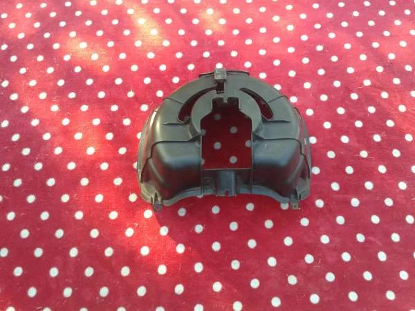 Pare boue intérieur scooter mbk 125 skiliner 2004 - Équipements Moto - Compiègne (60200)