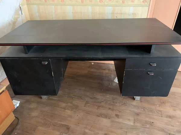 Bureau noir - Bureau - Saint-Malon-sur-Mel (35750)