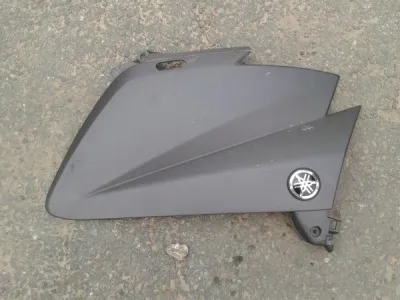 Flanc carénage gauche yamaha 530 tmax 2018 - photo 2