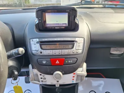 Toyota Aygo 1.0 VVT-i Go automatique - photo 4