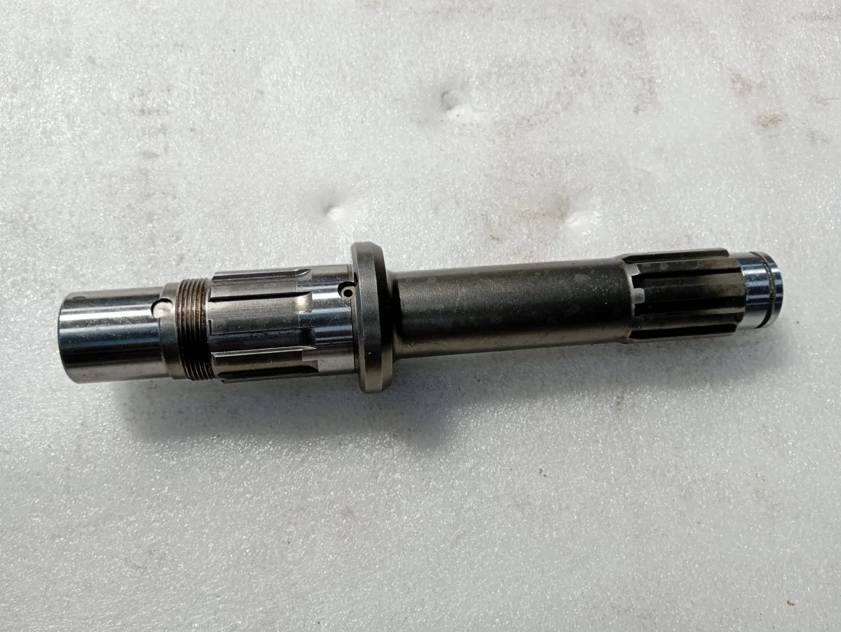 Arbre d'embrayage pour Ferrari 348 - Équipements Auto - Nice (06000)