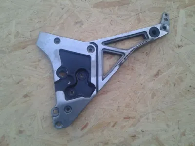 Platine avant gauche yamaha 1100 fj 1985 - Équipements Moto - Marignane (13700)