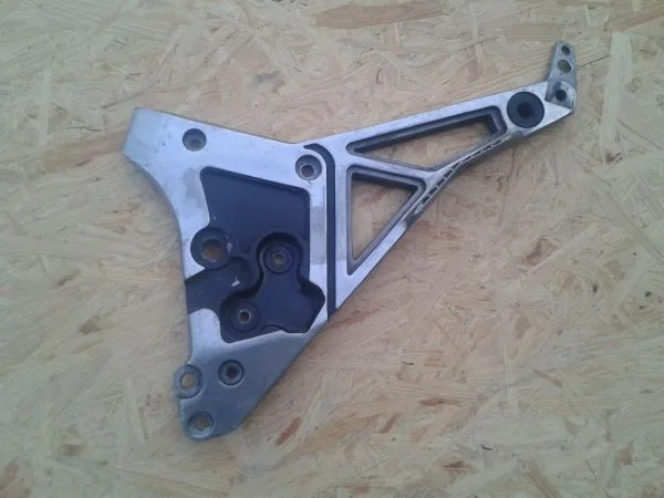 Platine avant gauche yamaha 1100 fj 1985 - Équipements Moto - Marignane (13700)