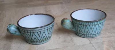 2 Tasses signées Maunier Vallauris - photo 2