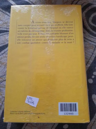 Une femme en blanc de janine boissard - photo 2