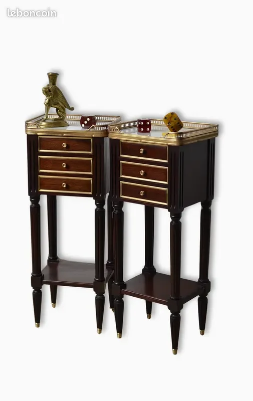 Paire de Chevets de Style Louis XVI - Meubles - Pantin (93500)