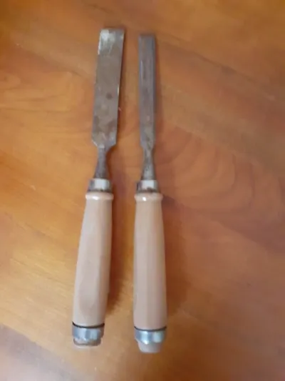 Lot 2 ciseaux à bois - Bricolage - Saint-Satur (18300)