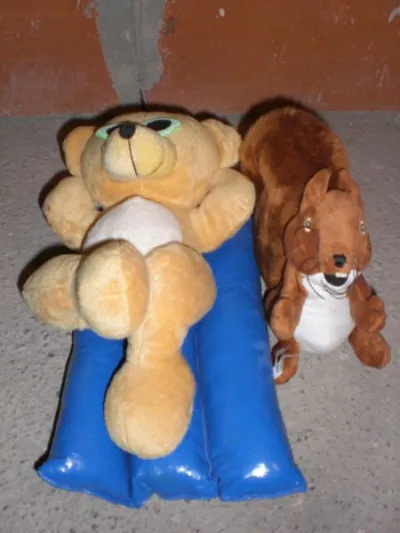 Peluche titi ou jerry ou ecureuil ou balle foot - photo 4