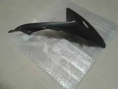 Intérieur carénage droit suzuki 600 gsxr k7 2007 - photo 3