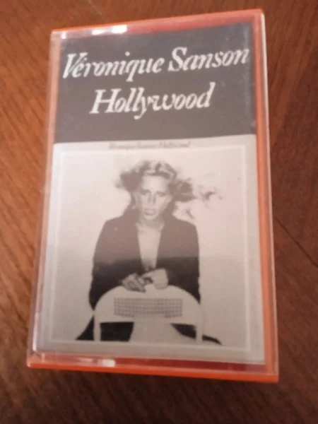 Cassette audio " véronique sanson " - CD, DVD & Vinyles - Saint-Satur (18300)