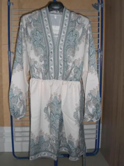 Robe t.38 neuve - Vêtements Femme