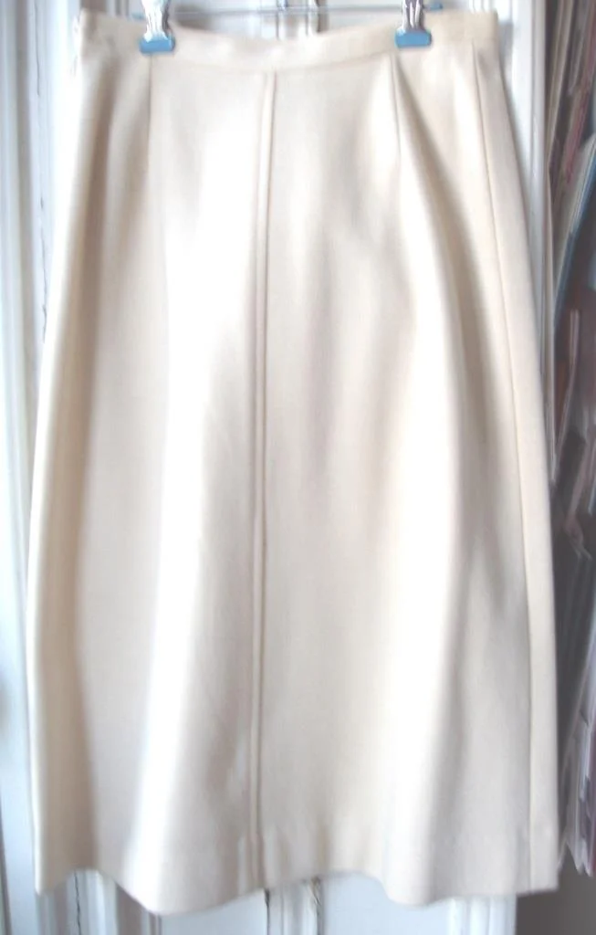 Jupe Rodier de couleur blanc-cassé 40-42 - Vêtements Femme - Paris 16e Arrondissement (75016)