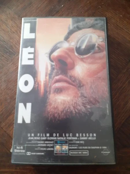 Cassette vhs " léon" - CD, DVD & Vinyles - Saint-Satur (18300)