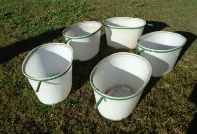 Comporte vendange blanche plastique jamais servi - Bricolage