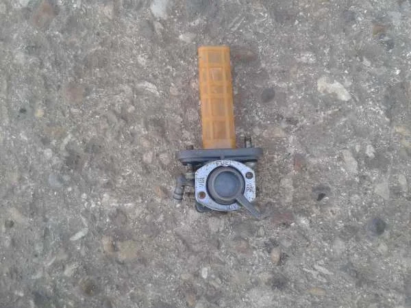 Robinet d éssence gauche yamaha 1100 xs us 1978 - Équipements Moto - Dampleux (02600)