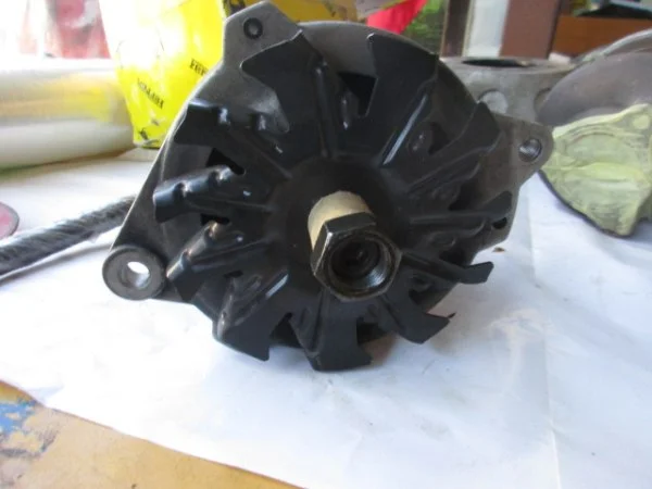 Alternateur ferrari f40 - Équipements Auto - Nice (06000)