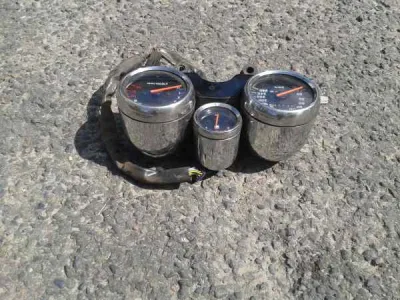 Tableau de bord suzuki 1200 bandit 1998 - photo 3