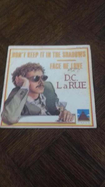 45 t dc la rue"don't keep it in the shadows" - CD, DVD & Vinyles - Saint-Satur (18300)