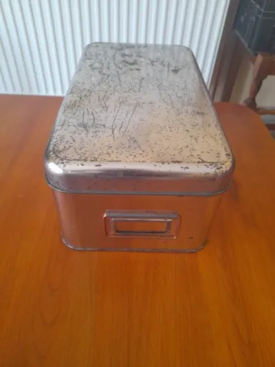 Ancienne boite métal à rafraichir - photo 4