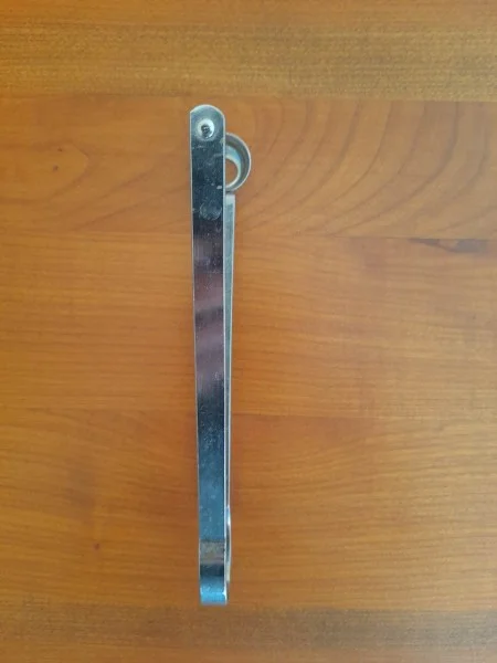 Dénoyauteur manuel en inox - olives , cerises . - Collection - Saint-Satur (18300)