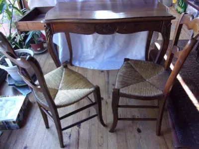 Table en noyer et 2 chaises en merisier louis xv - photo 2