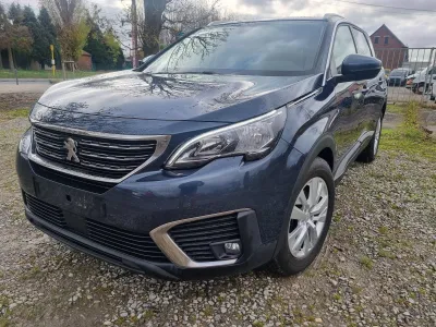 Peugeot 5008 2018 1.6hdi 115cv euro6 Virtual cockp - Voitures