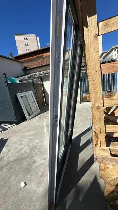 Porte fenêtre pvc blanc deux vantaux - photo 2