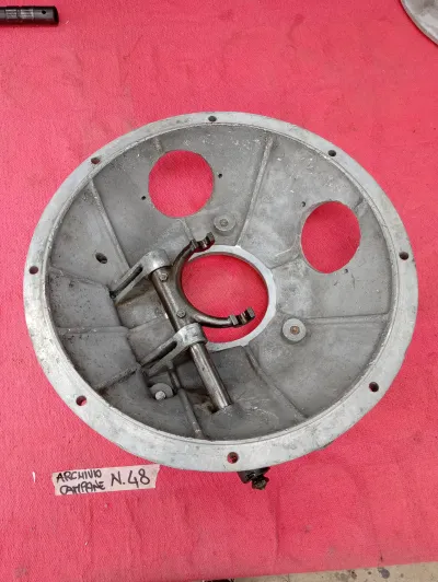 Cloche d'embrayage pour Maserati 3500 GT - photo 4