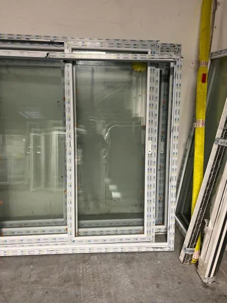 Coulissante pvc disponible a récupéré - Bricolage - Ambierle (42820)