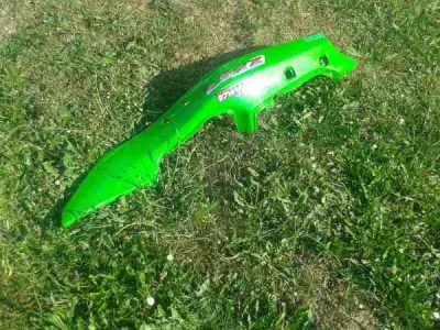 Cache latéral droit kawasaki zx6r 1997 - photo 4