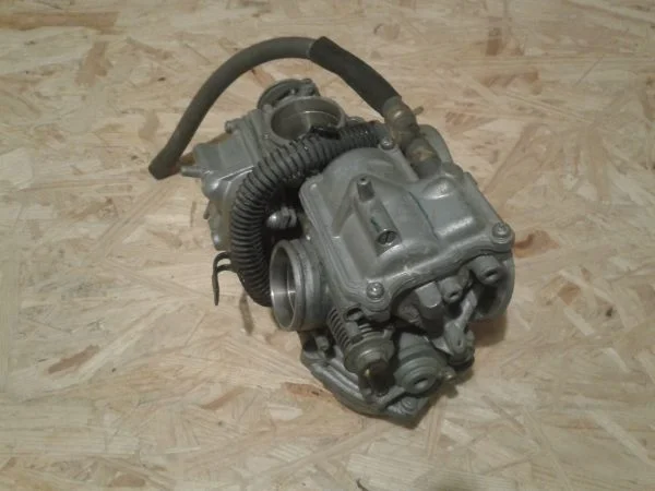 Rampe carburateur honda 600 transalp 1987 - Équipements Moto - Marignane (13700)