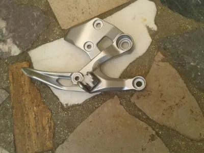 Platine avant droite yamaha 900 mto9 2018 - photo 2