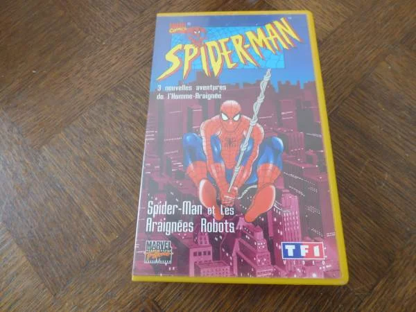 Cassette vhs "spiderman et les arraignées robots " - CD, DVD & Vinyles - Saint-Satur (18300)