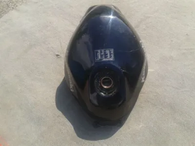 Réservoir kawasaki 1100 zzr 1992 - Équipements Moto - Compiègne (60200)
