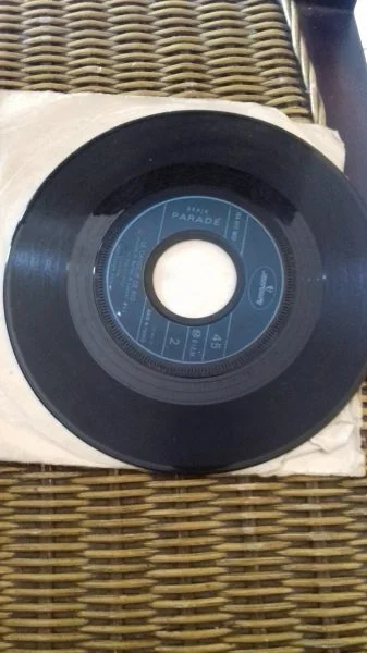 45 t herve villard "sayonara" - CD, DVD & Vinyles - Saint-Satur (18300)