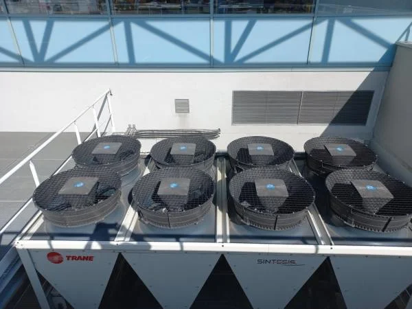 Refroidisseurs à condensation par air trane sintes - BTP & Chantier - Aix-les-Bains (73100)