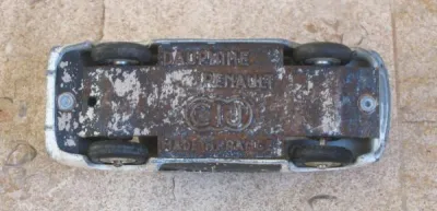 Miniature cij : voiture de police renault dauphine - photo 4