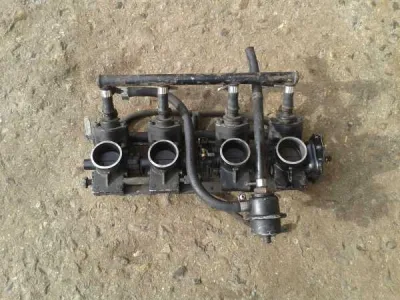 Rampe injection kawasaki 1100 gpz zx 1983 - Équipements Moto - Dampleux (02600)