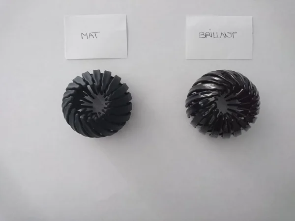 Pince cheveux noir mat ou brillant neuve - Sacs & Maroquinerie - Sochaux (25600)