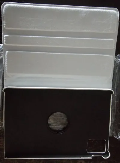 Etui tablette 11" blanc neuf - Informatique - Sochaux (25600)