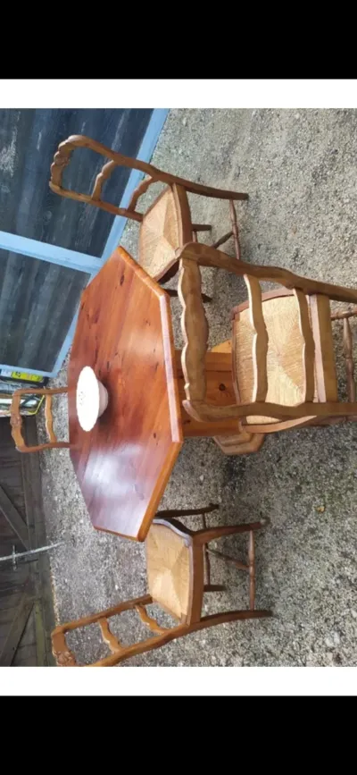 Table octogonale/  et chaises/ - photo 3