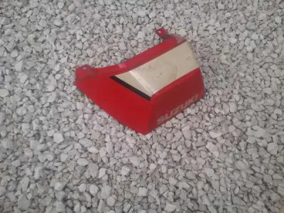 Cache séparation de flancs suzuki 750 gsxr 1988 - photo 2